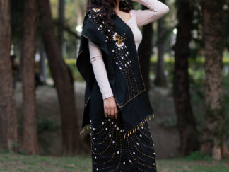 Khomsing Kashan Black Suit | Seashell Embroidery