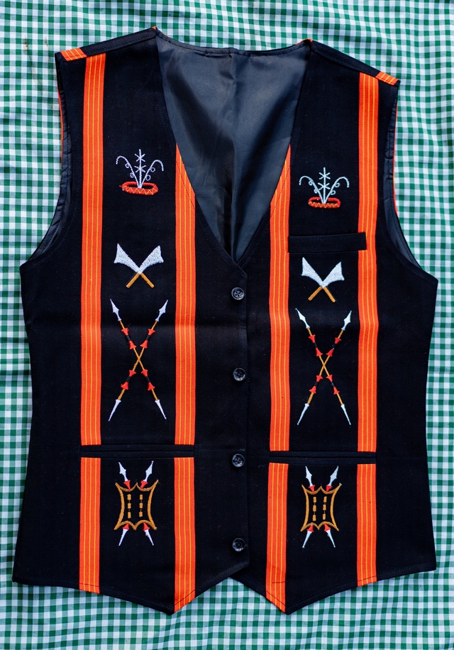 Waistcoat Red Raivat Pattern - Image 3